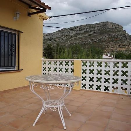La Casa Del Rio Villa Granja Llumes Eksteriør billede
