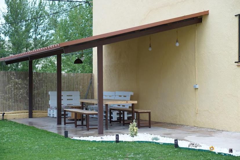 La Casa Del Rio Villa Granja Llumes Eksteriør billede